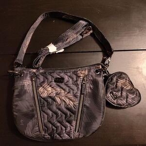 lug Swivel crossbody in Tropical fog